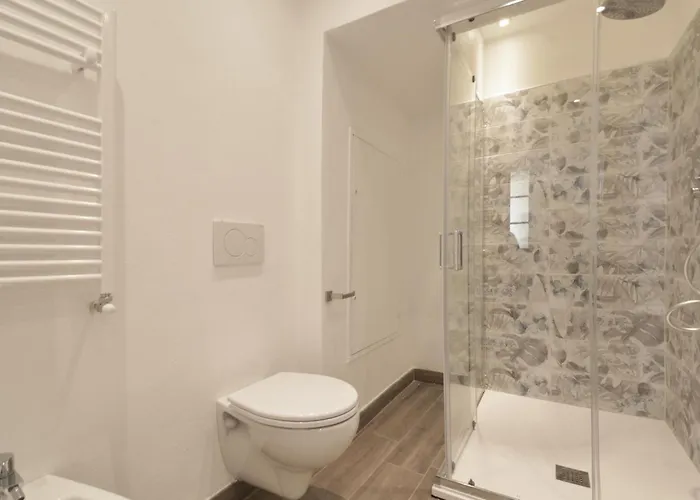 2 Bedroom Gorgeous In