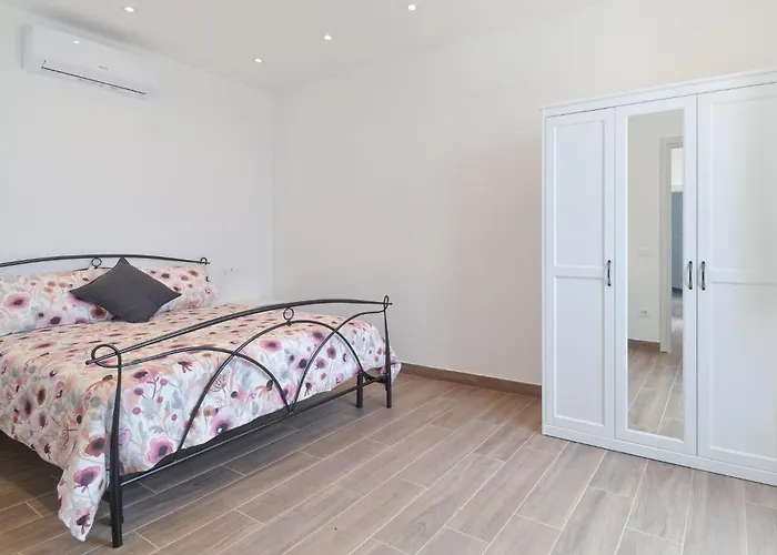 2 Bedroom Gorgeous In