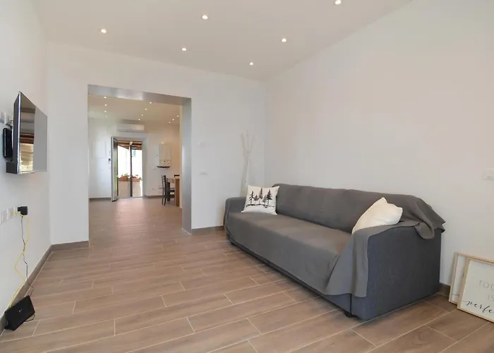 2 Bedroom Gorgeous In Holiday home