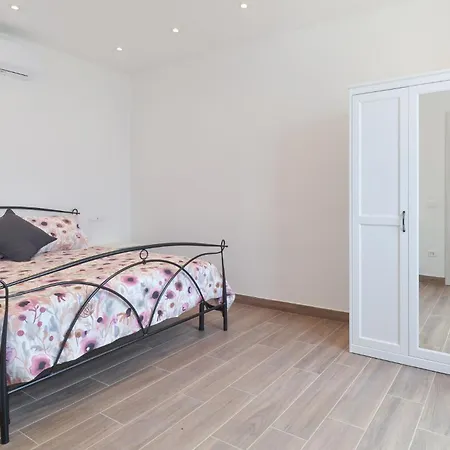 Stunning In With House Sea View